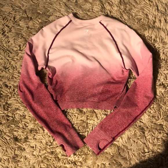 Gymshark Crop 🚫SOLD🚫 - Picture 2 of 3